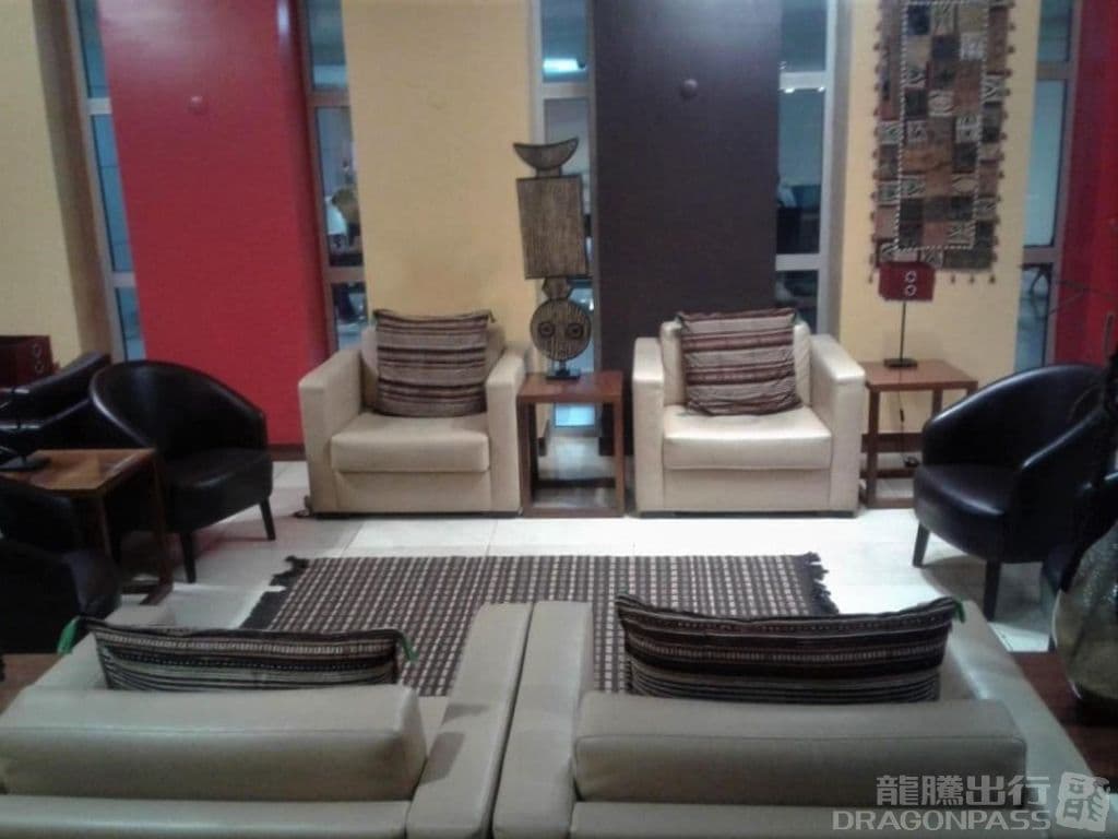 Pall Lounge